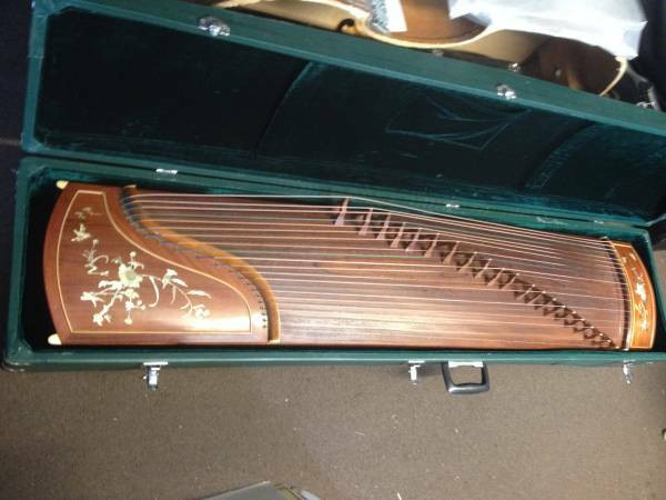 63 Inch long Gu Zheng with Deluxe Hardshell Case