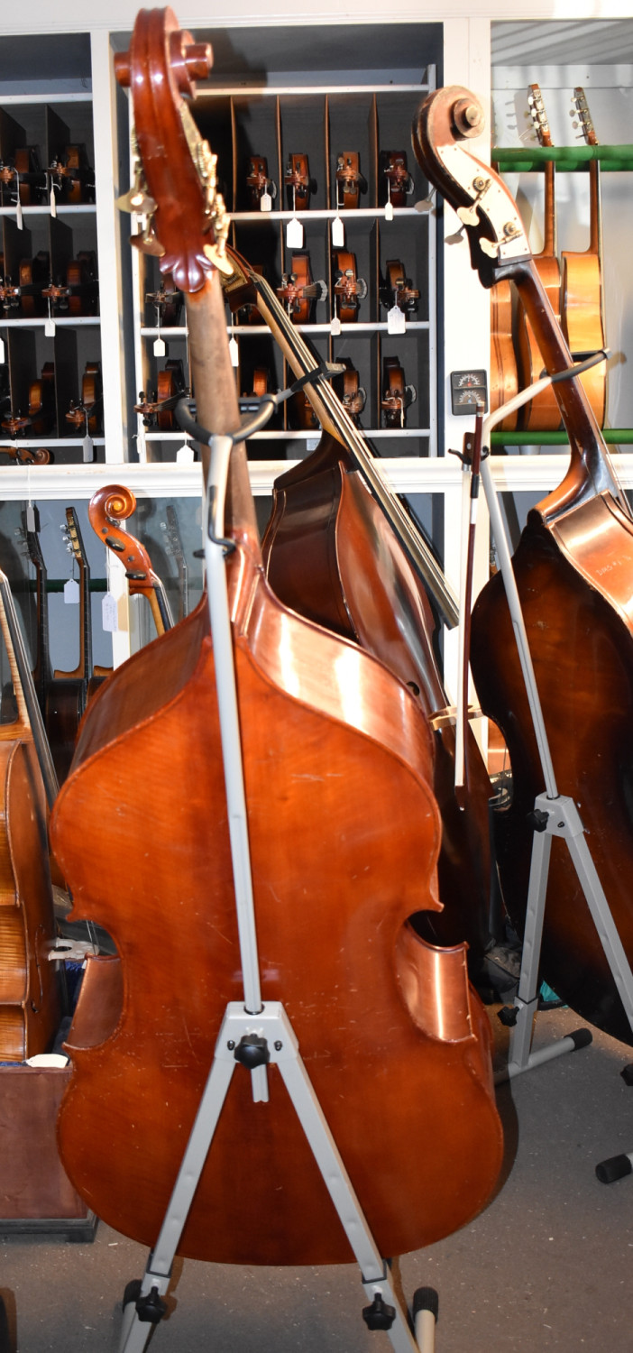 1/2 upright bass