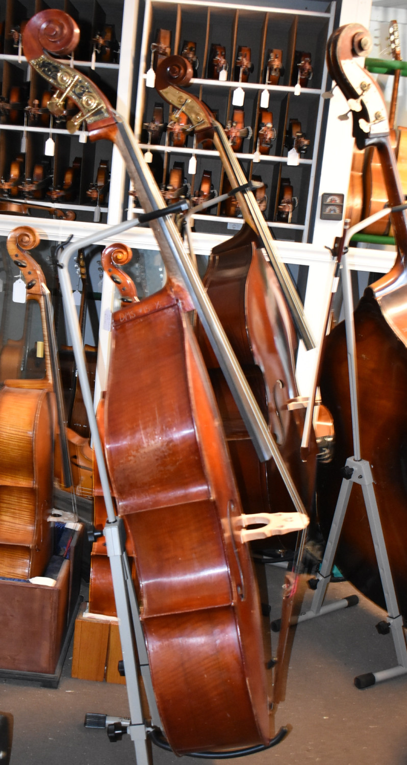1/2 upright bass