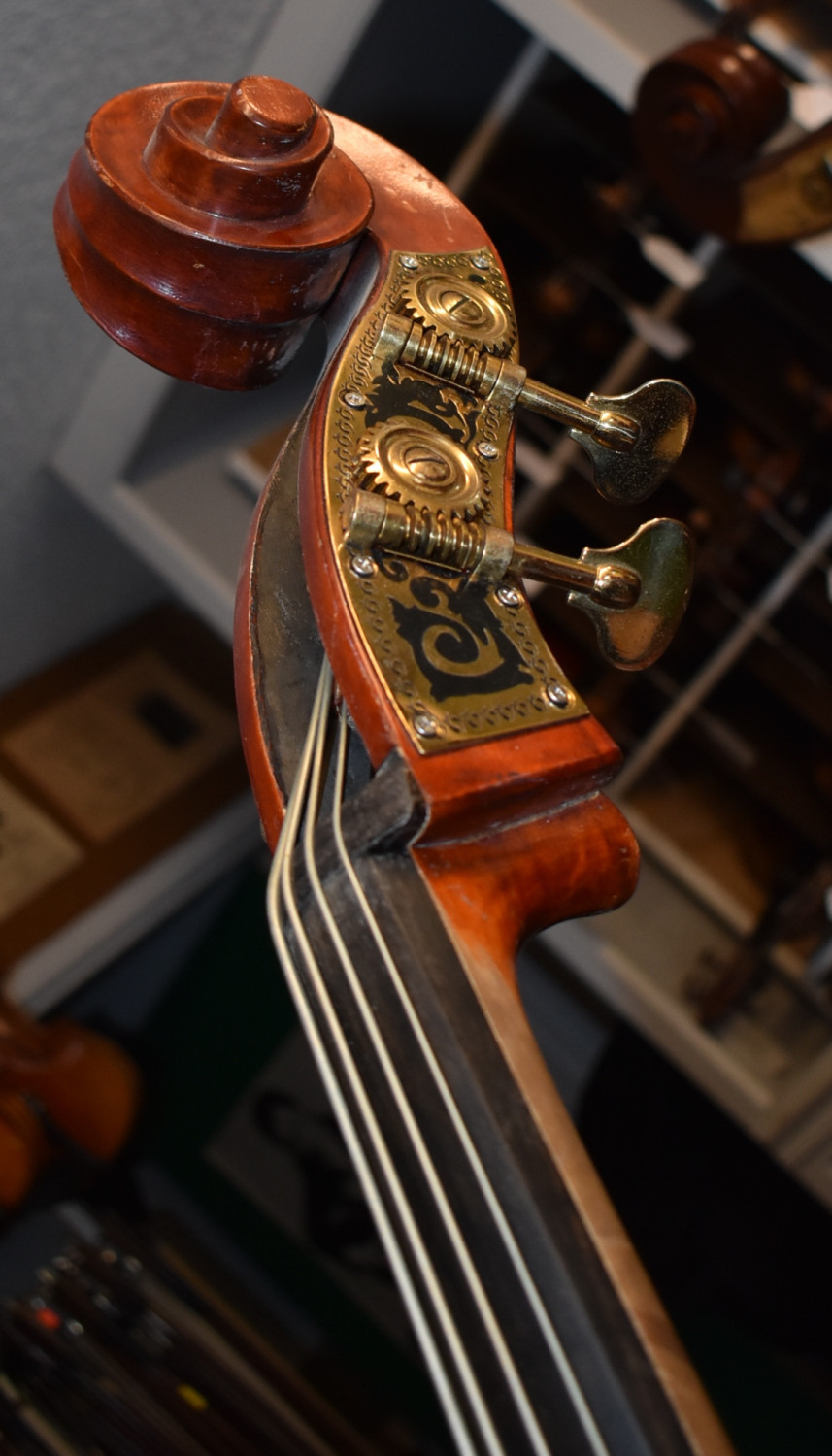 1/2 upright bass