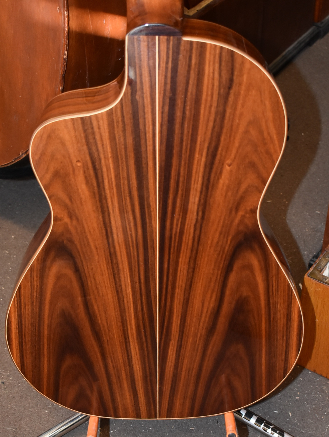 Guitarras Madrigal
